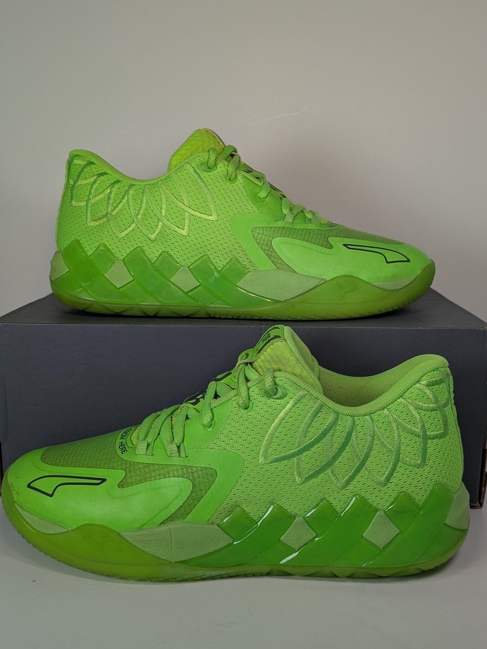 Puma Lamelo Green Gecko Men Size 9 Basketball Shoes